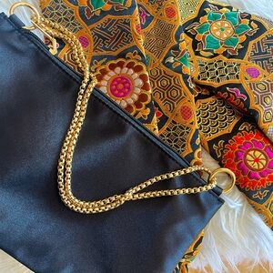 Luxe ASIAN crush vintage luxury satin W satin bag gold chain!! ☯️
